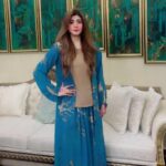 Book Nida Noor